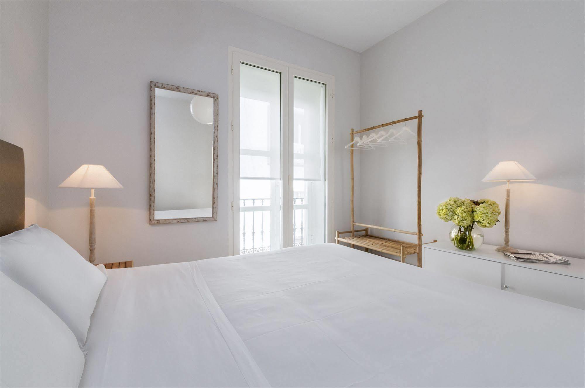 Suites Sevilla Plaza Dış mekan fotoğraf