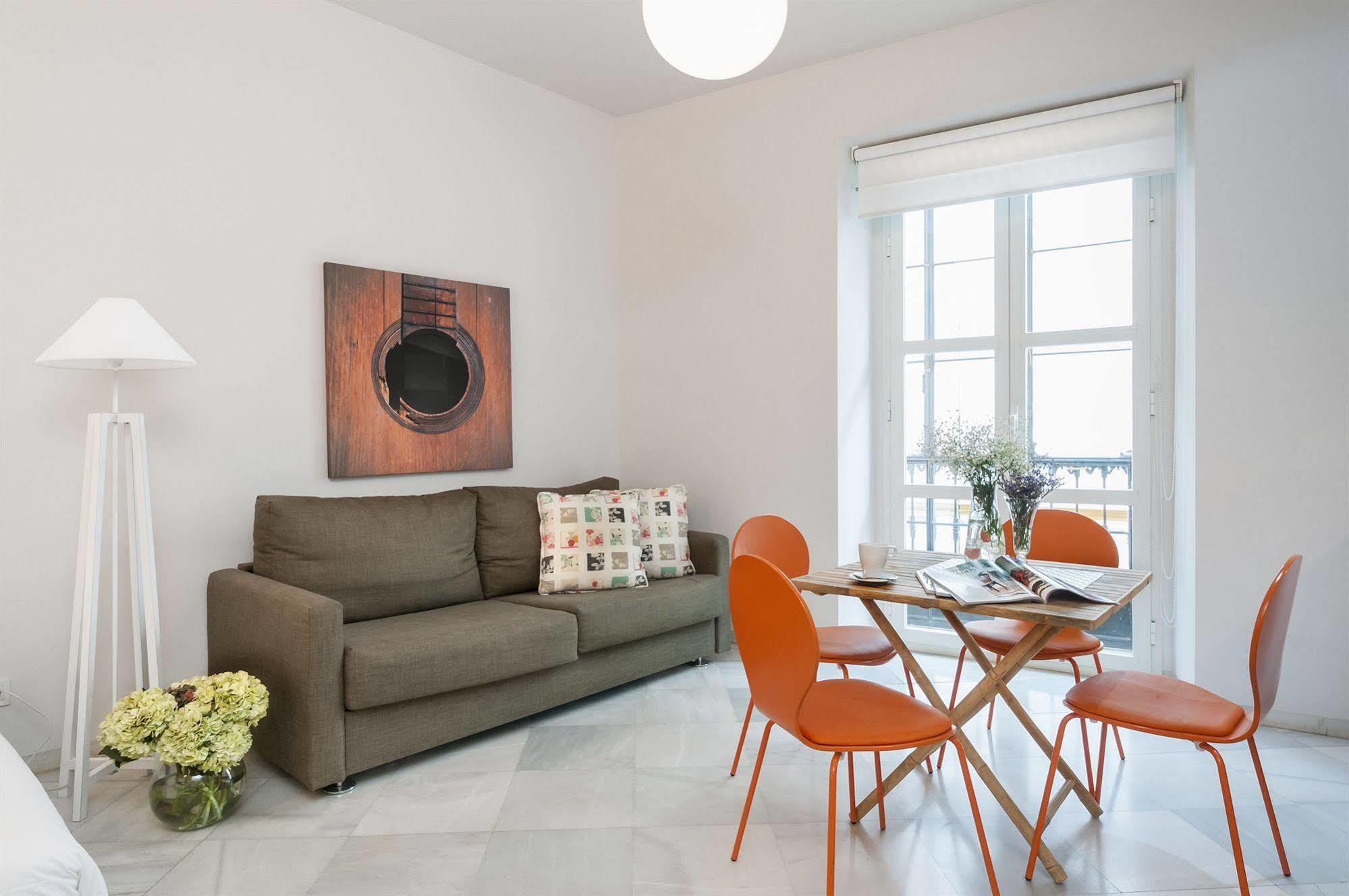 Suites Sevilla Plaza Dış mekan fotoğraf
